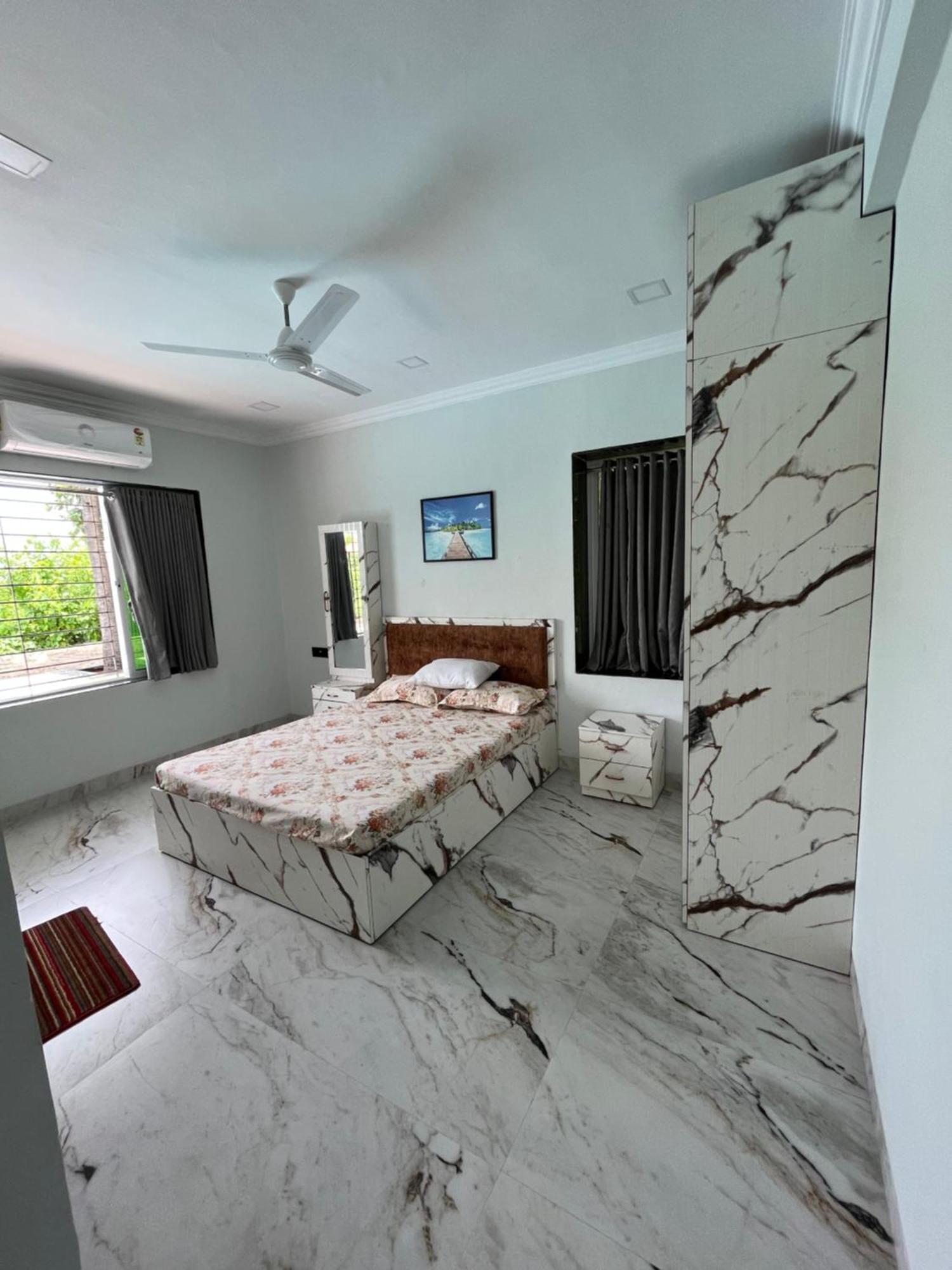Classic Villa Palghar Екстер'єр фото